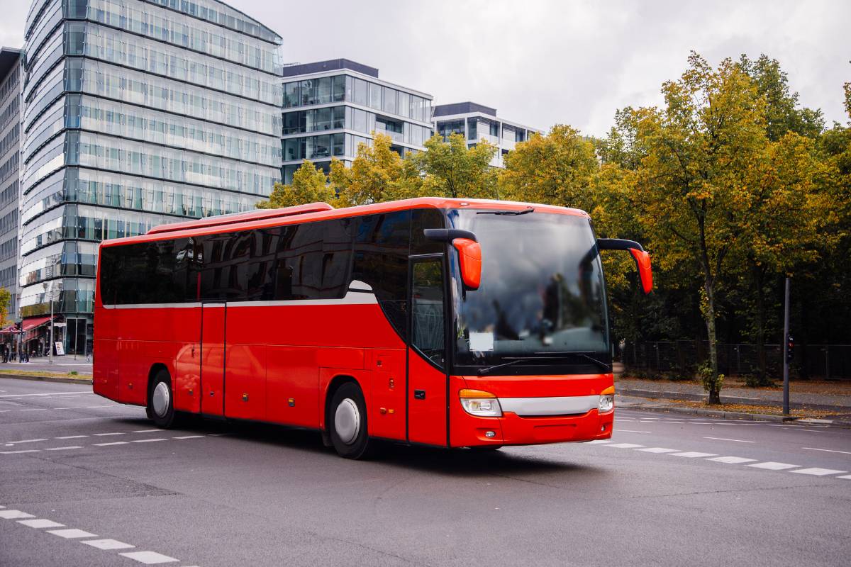 Significado de Sonhar com Ônibus - O que cada detalhe quer dizer
