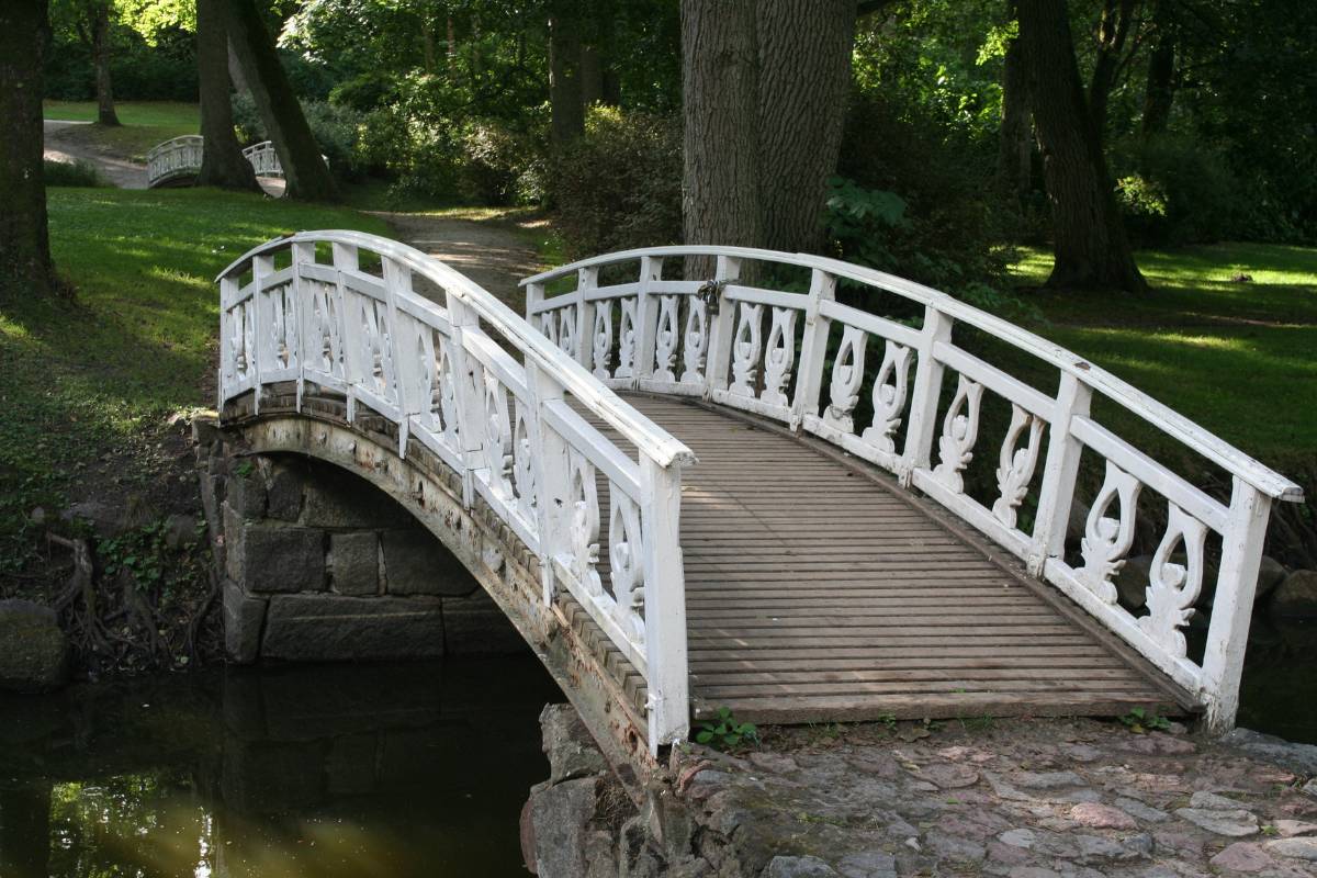 Sonhar com ponte – Ponte de madeira, quebrada, ferro. Significado