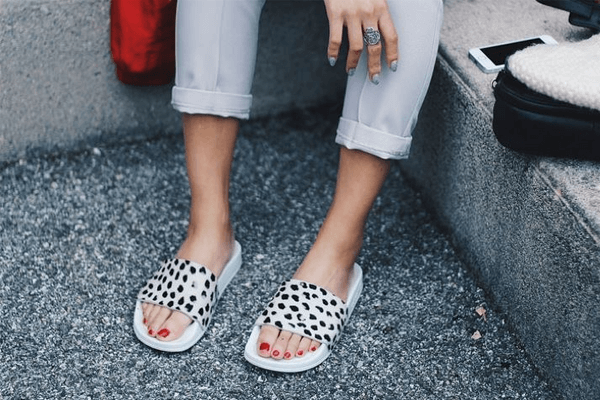 Sonhar com chinelo: quais são os significados? Sonhar com chinelo: quais são os significados?