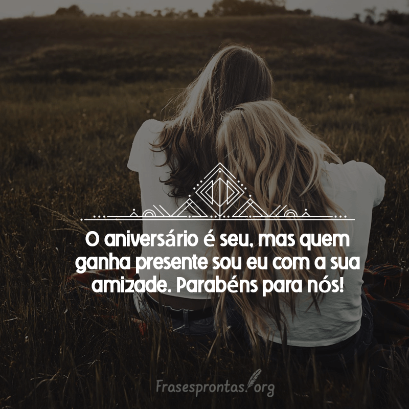 Frase de feliz aniversário para amiga distante