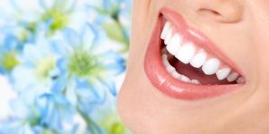 Sonhar com dentes brancos