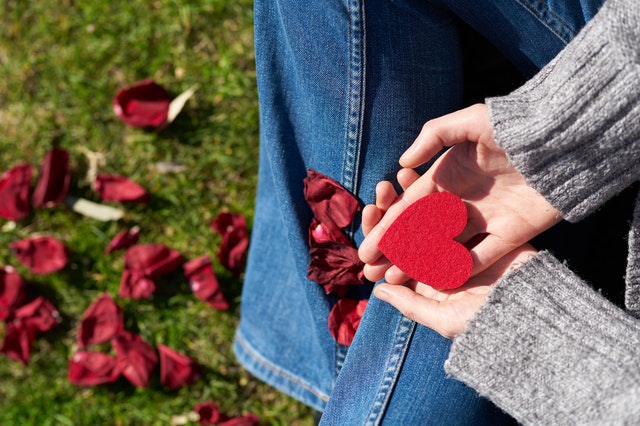 7 sinais de que vale a pena insistir no crush