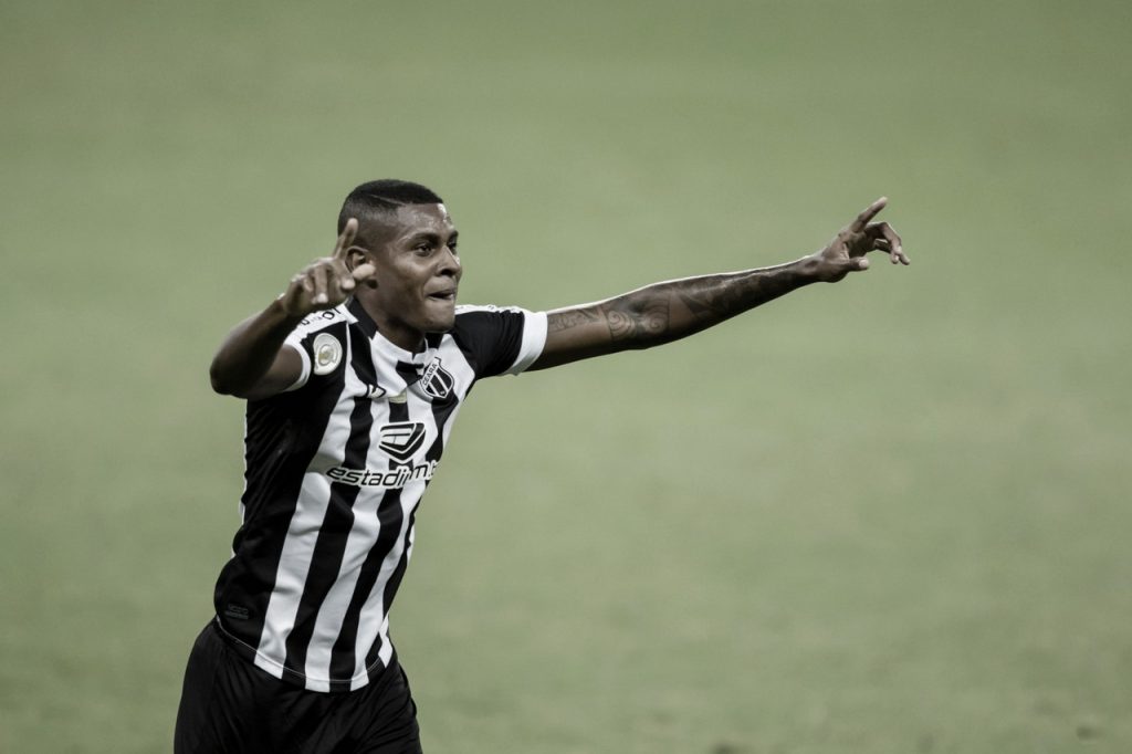 Cléber Bonfim de Jesus - Jogador de Futebol Cléber Bonfim de Jesus - Jogador de Futebol