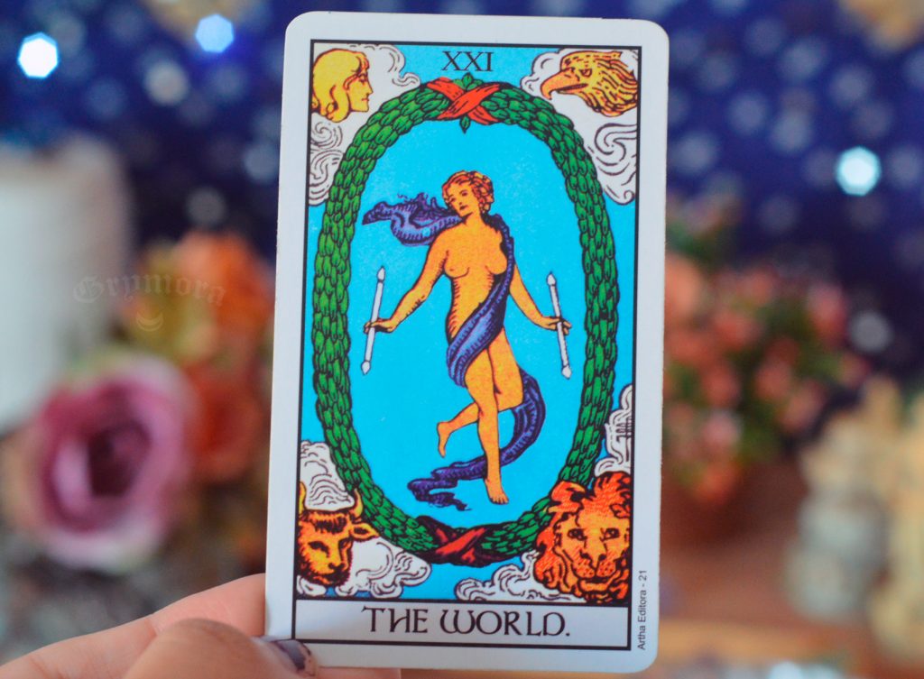 Significado da carta O Mundo no tarot: saiba mais! Significado da carta O Mundo no tarot: saiba mais!