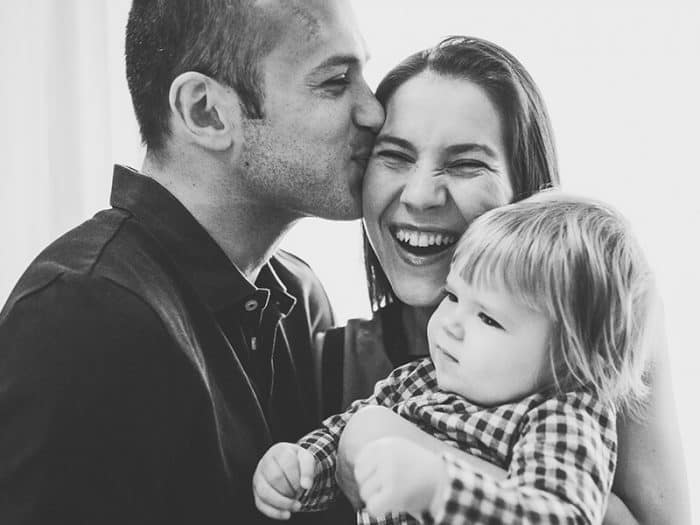 Cuide de sua família em primeiro lugar: obedeça a vontade do Senhor! Cuide de sua família em primeiro lugar: obedeça a vontade do Senhor!