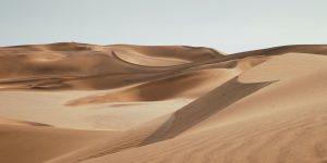 [PRODUÇÃO]Sonhar com areia - INDICA muitas MUDANÇAS descubra o SIGNIFICADO (Imagem: Keith Hardy/ Unsplash)