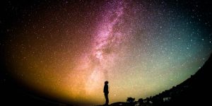Imagem: Greg Rakozy/ Unsplash)